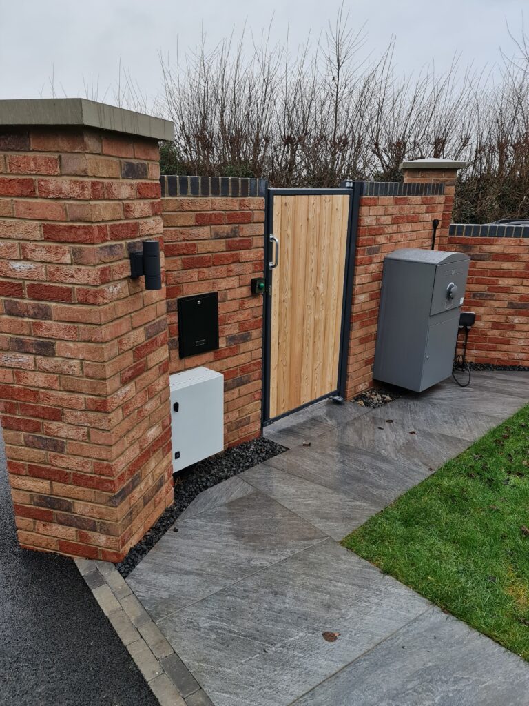 Remote control access gates and parcel box. Gallery of completed projects