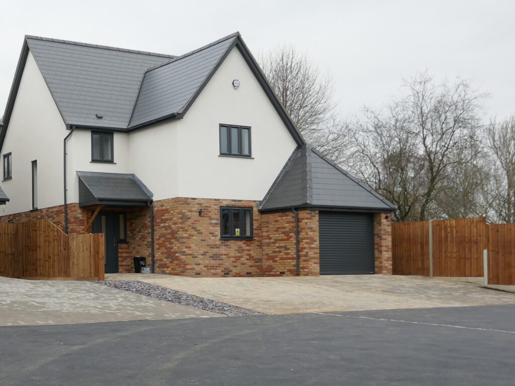 Gallery of completed projects. Plot 2, Dursley, new build home. 4 bed detached new home with study/5th bedroom.